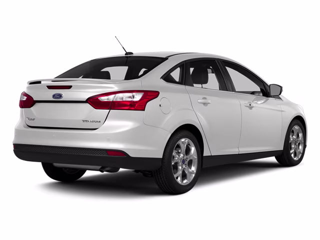 2014 Oxford White Ford Focus SE FWD Sedan