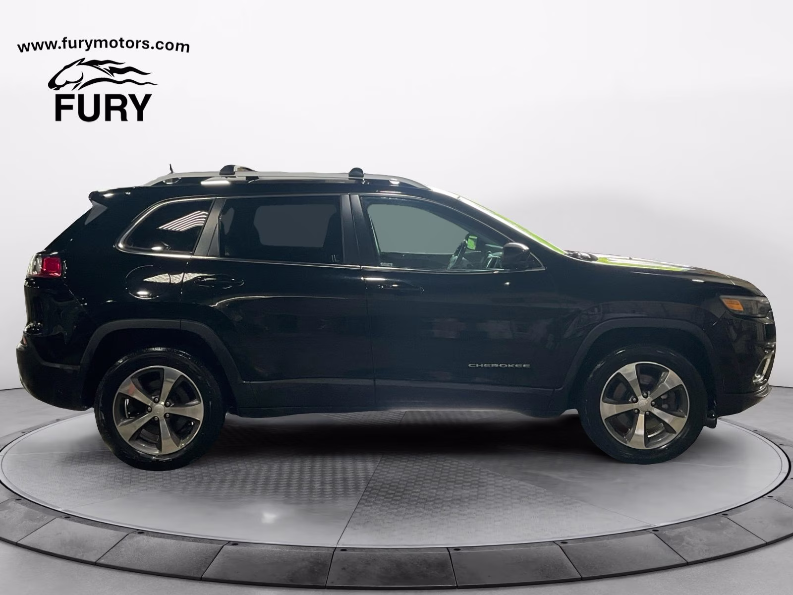 Used 2020 Jeep Cherokee Limited with VIN 1C4PJMDX4LD532682 for sale in Stillwater, Minnesota