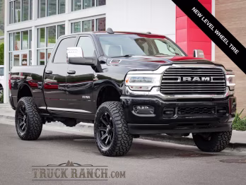 2024 Diamond Black Crystal Pearlcoat Ram 2500 Laramie 4X4 Truck