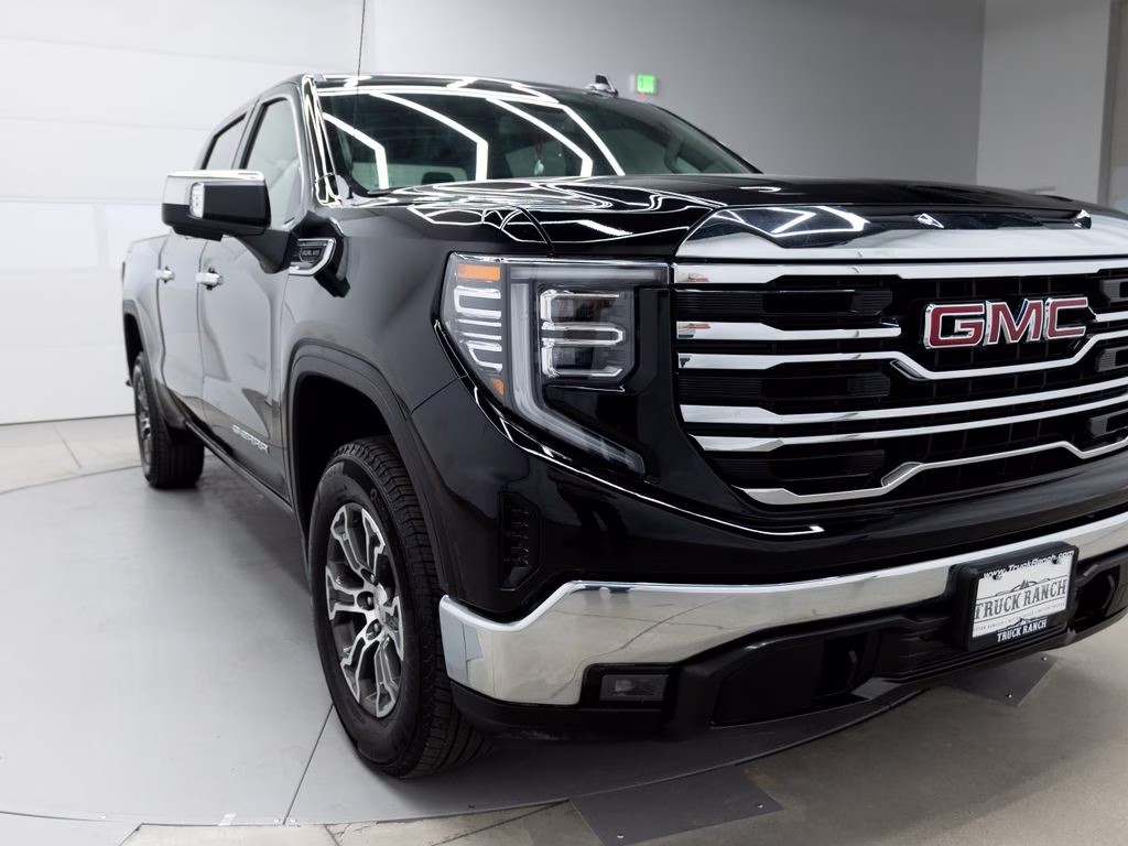 2026 Onyx Black GMC Sierra 1500 SLT 4X4 Truck