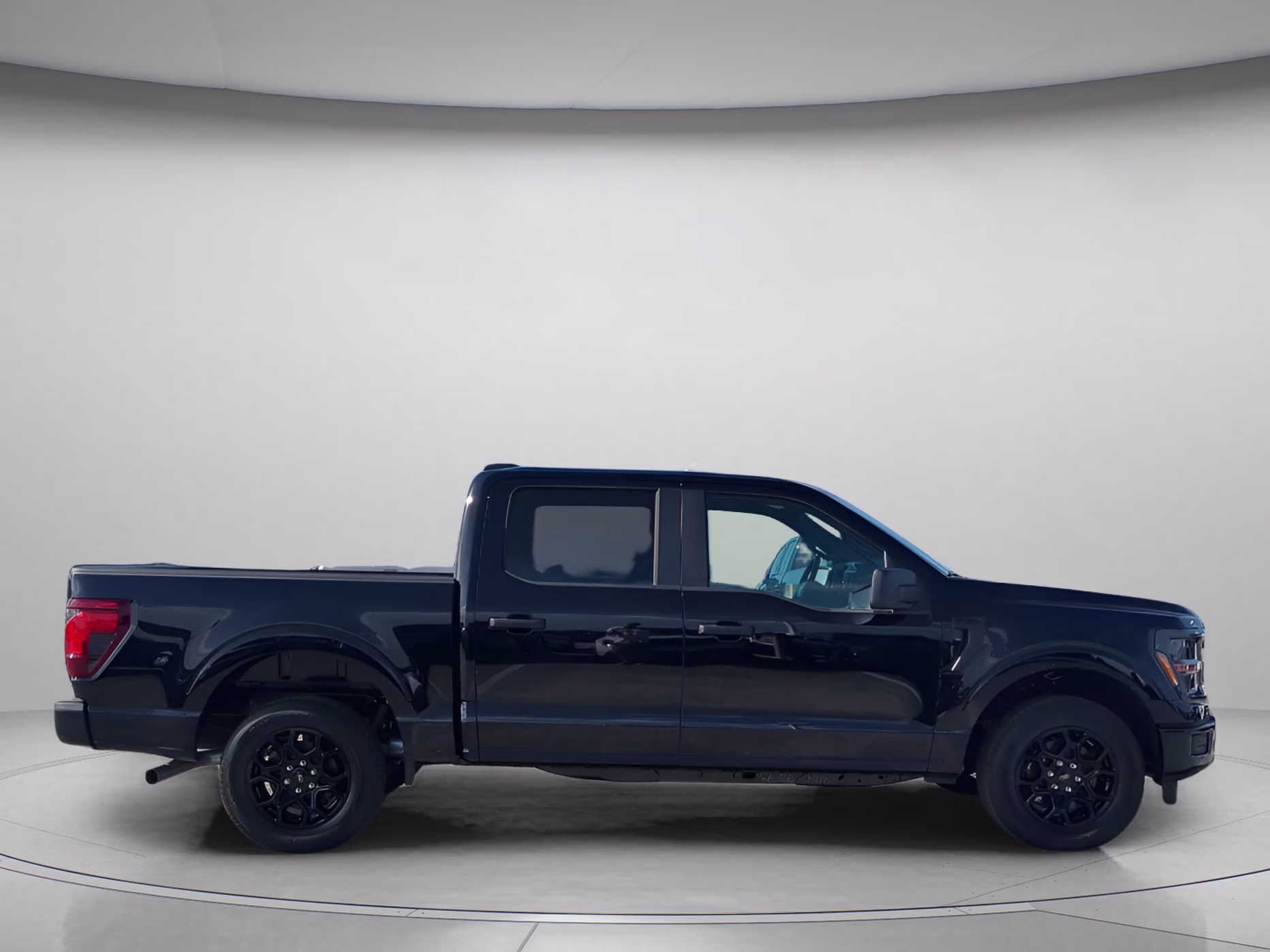 2026 Agate Black Metallic Ford F-150 STX Crew Cab Pickup RWD Truck