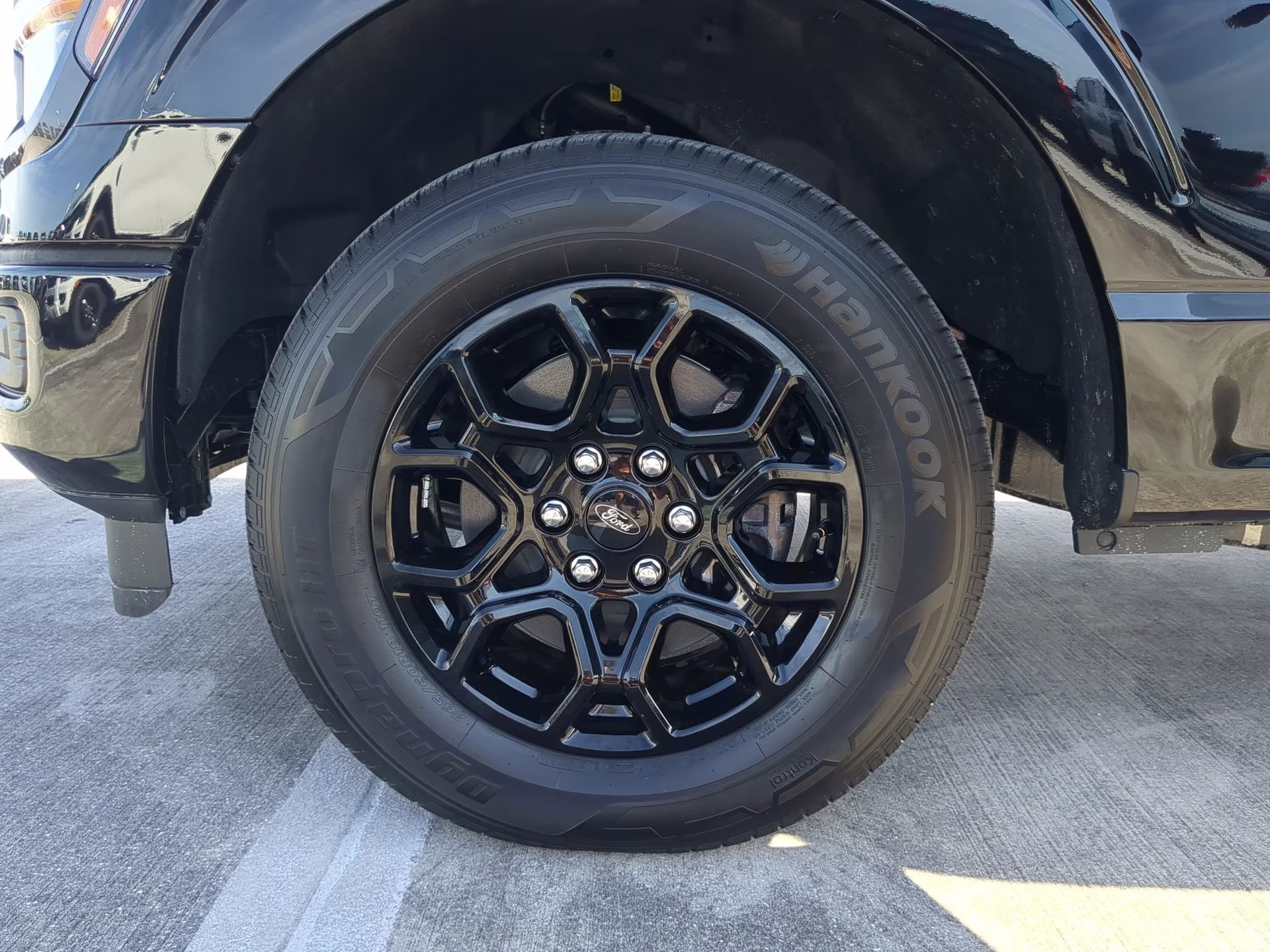 2026 Agate Black Metallic Ford F-150 STX Crew Cab Pickup RWD Truck