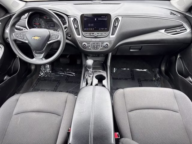 2024 Mineral Gray Metallic Chevrolet Malibu LT FWD Sedan