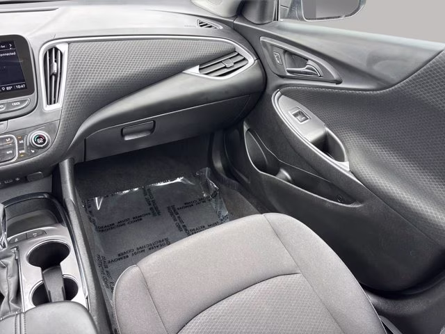 2024 Mineral Gray Metallic Chevrolet Malibu LT FWD Sedan