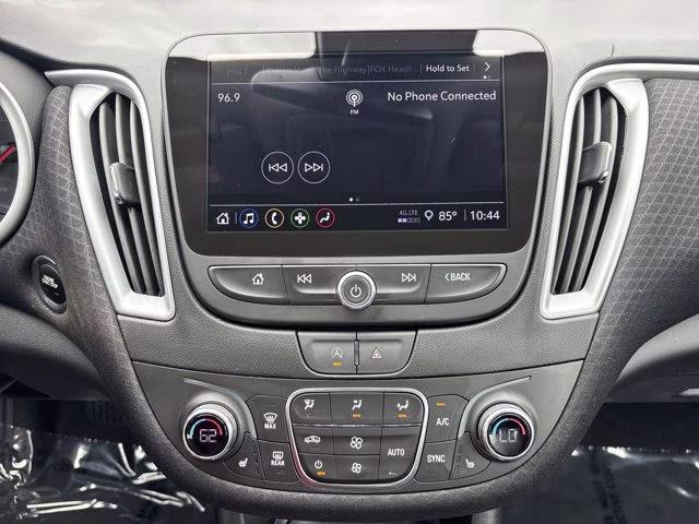 2024 Mineral Gray Metallic Chevrolet Malibu LT FWD Sedan