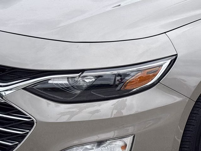 2024 Mineral Gray Metallic Chevrolet Malibu LT FWD Sedan