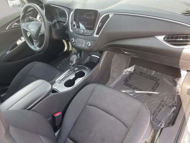 2024 Sterling Gray Metallic Chevrolet Malibu LT FWD Sedan