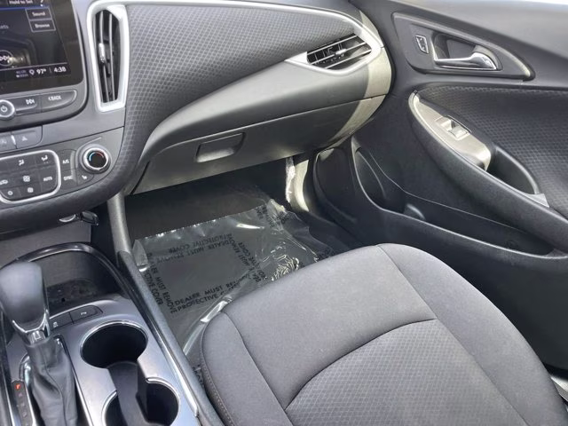 2024 Sterling Gray Metallic Chevrolet Malibu LT FWD Sedan