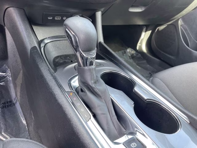 2024 Sterling Gray Metallic Chevrolet Malibu LT FWD Sedan