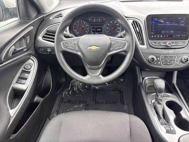 2024 Mineral Gray Metallic Chevrolet Malibu LT FWD Sedan