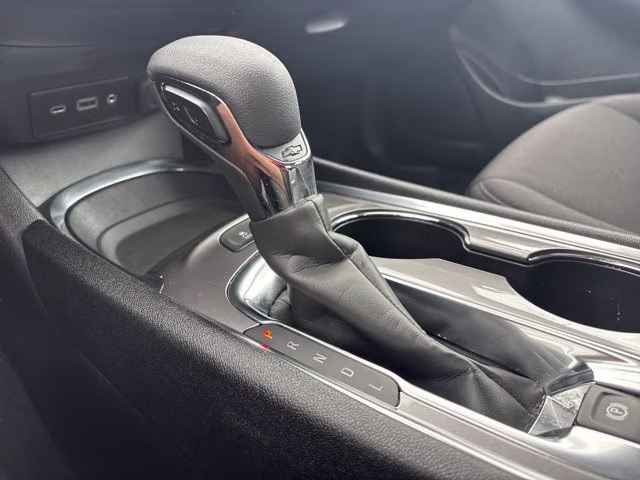 2024 Mineral Gray Metallic Chevrolet Malibu LT FWD Sedan