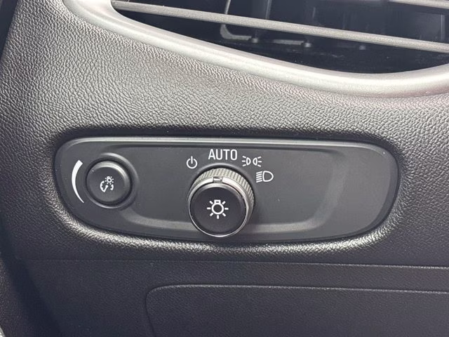 2024 Mineral Gray Metallic Chevrolet Malibu LT FWD Sedan