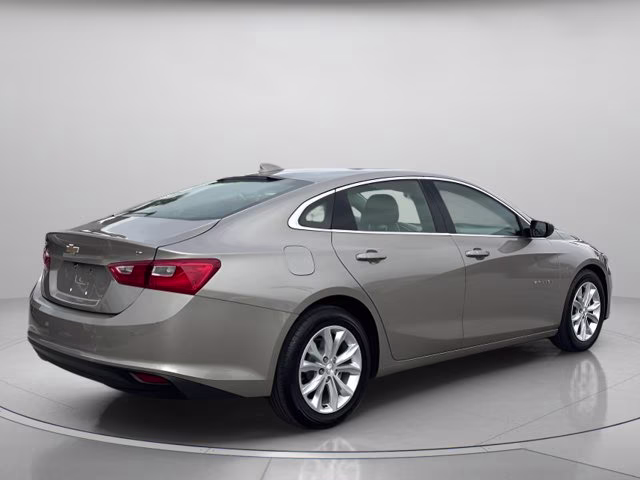 2024 Mineral Gray Metallic Chevrolet Malibu LT FWD Sedan