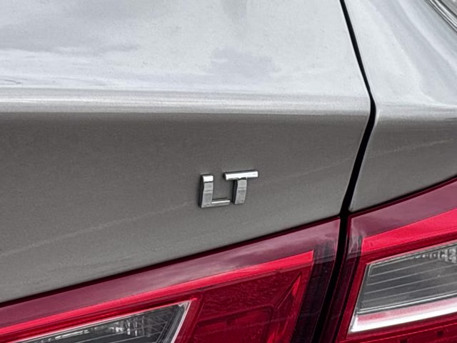 2024 Mineral Gray Metallic Chevrolet Malibu LT FWD Sedan