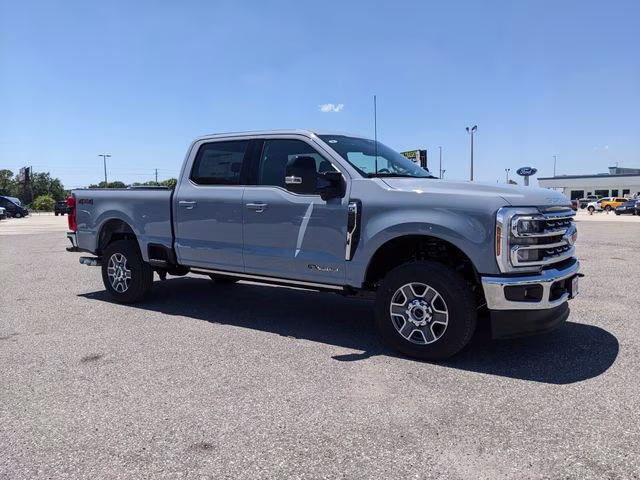 2026 Glacier Gray Metallic Tri-Coat Ford Super Duty F-250 SRW Lariat 4X4 Truck