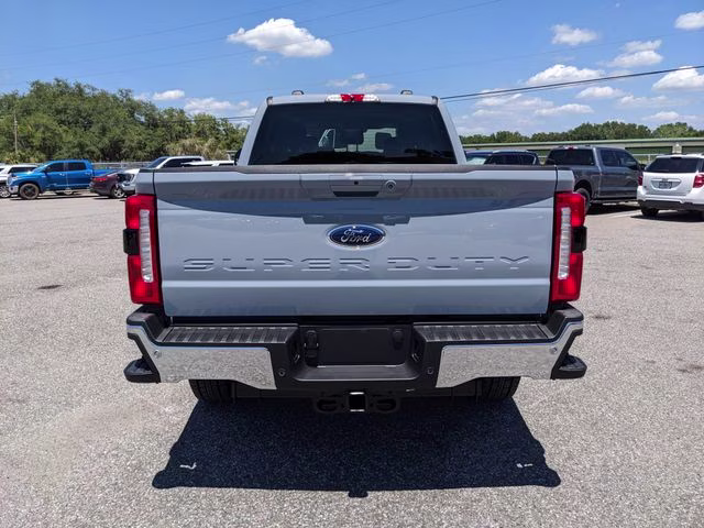 2026 Glacier Gray Metallic Tri-Coat Ford Super Duty F-250 SRW Lariat 4X4 Truck
