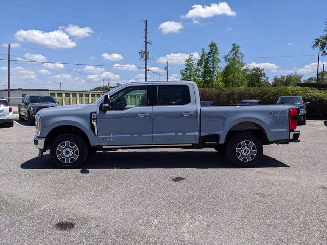 2026 Glacier Gray Metallic Tri-Coat Ford Super Duty F-250 SRW Lariat 4X4 Truck