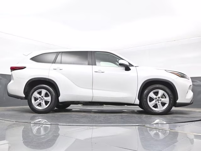 2023 Pearl Toyota Highlander L FWD SUV