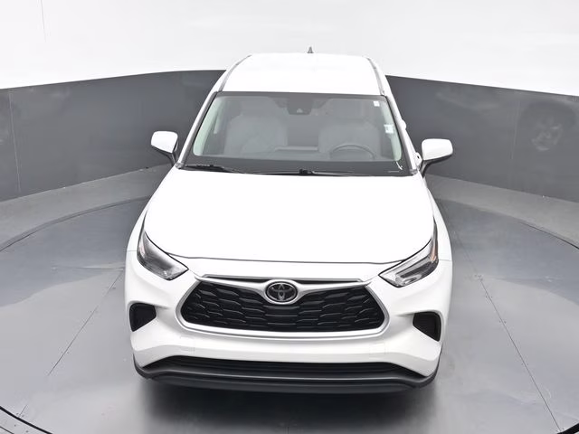 2023 Pearl Toyota Highlander L FWD SUV