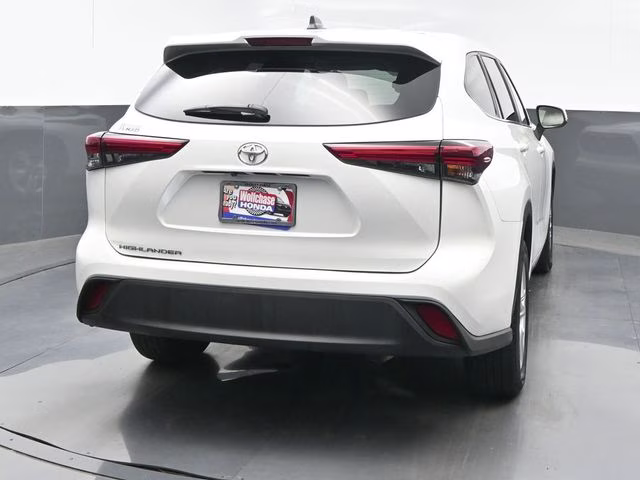 2023 Pearl Toyota Highlander L FWD SUV