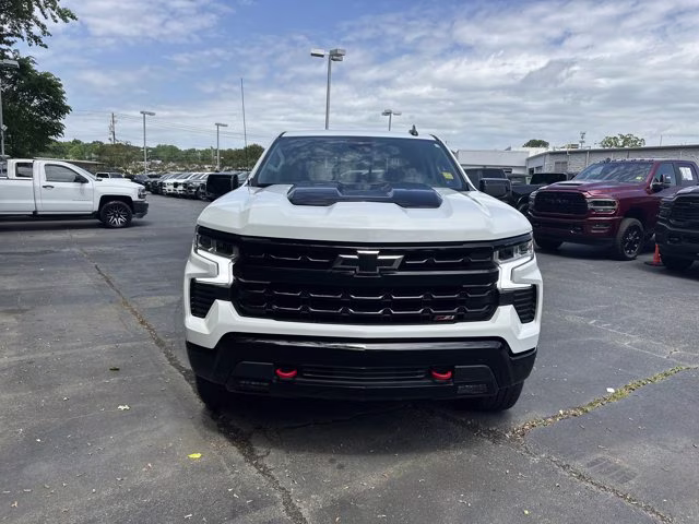 2025 Chevrolet Silverado 1500 4X4 Truck