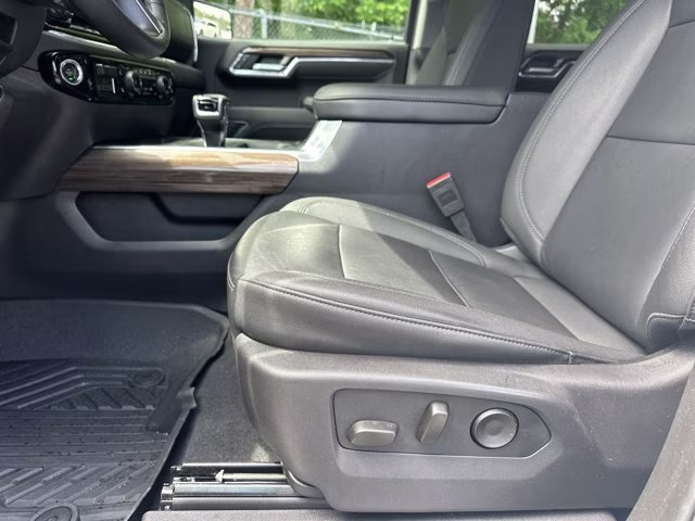 2025 Summit White Chevrolet Silverado 1500 4X4 Truck