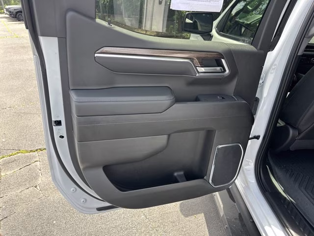 2025 Summit White Chevrolet Silverado 1500 4X4 Truck