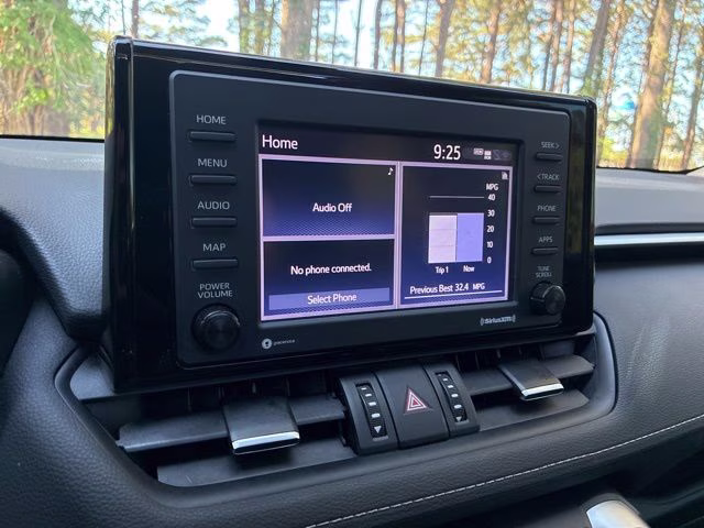 2022 Blizzard Pearl Toyota RAV4 XLE Premium FWD SUV