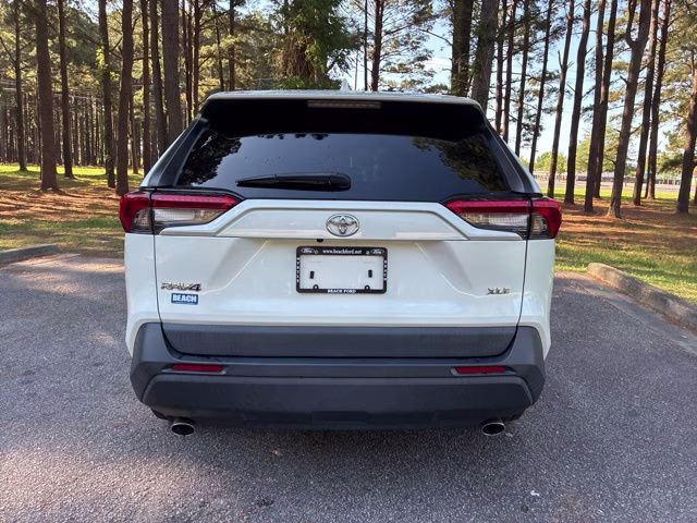 2022 Blizzard Pearl Toyota RAV4 XLE Premium FWD SUV
