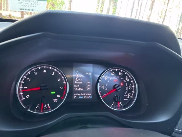 2022 Blizzard Pearl Toyota RAV4 XLE Premium FWD SUV