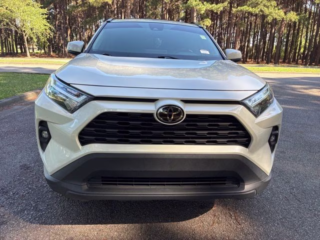 2022 Blizzard Pearl Toyota RAV4 XLE Premium FWD SUV