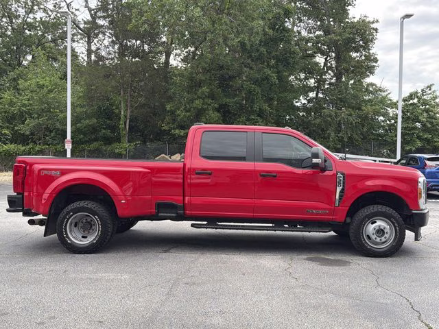 2023 Race Red Ford Super Duty F-350 DRW XL 4X4 Truck