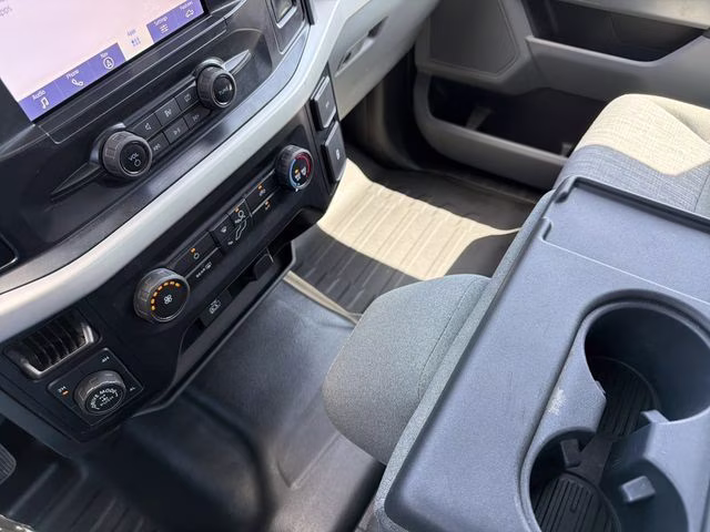 2023 Iconic Silver Metallic Ford F-150 XLT 4X4 Truck