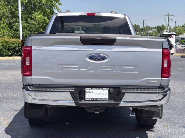 2023 Iconic Silver Metallic Ford F-150 XLT 4X4 Truck