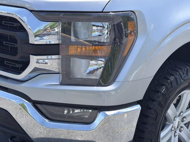 2023 Iconic Silver Metallic Ford F-150 XLT 4X4 Truck