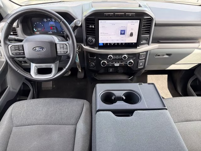 2024 Agate Black Metallic Ford F-150 XLT 4X4 Truck