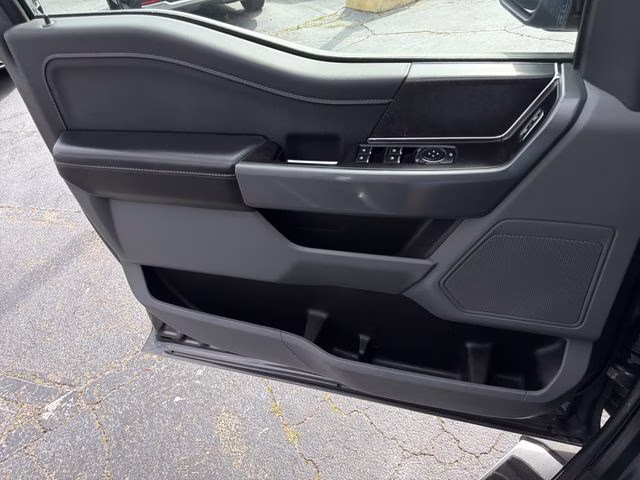 2024 Avalanche Gray Ford F-150 XLT 4X4 Truck