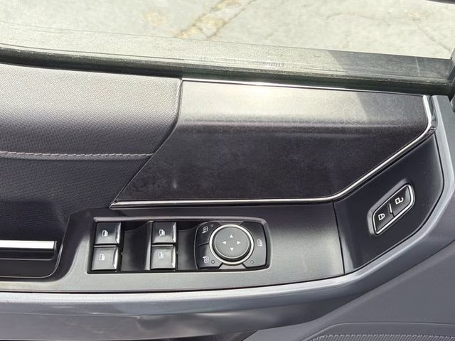 2024 Avalanche Gray Ford F-150 XLT 4X4 Truck