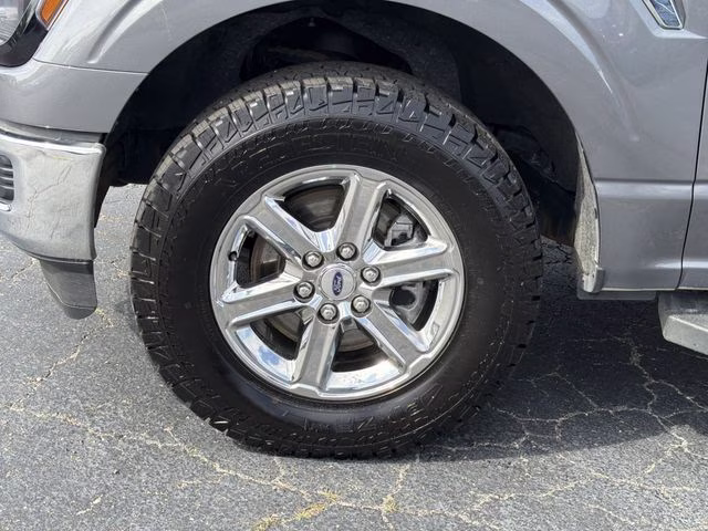 2024 Avalanche Gray Ford F-150 XLT 4X4 Truck