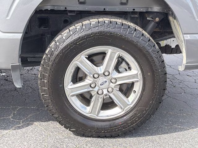 2024 Avalanche Gray Ford F-150 XLT 4X4 Truck