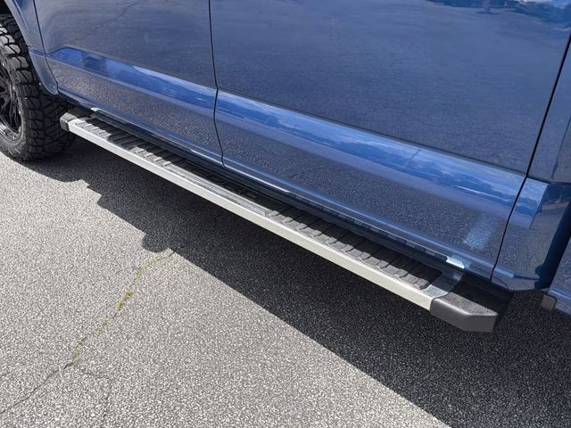 2024 Atlas Blue Metallic Ford F-150 XLT 4X4 Truck