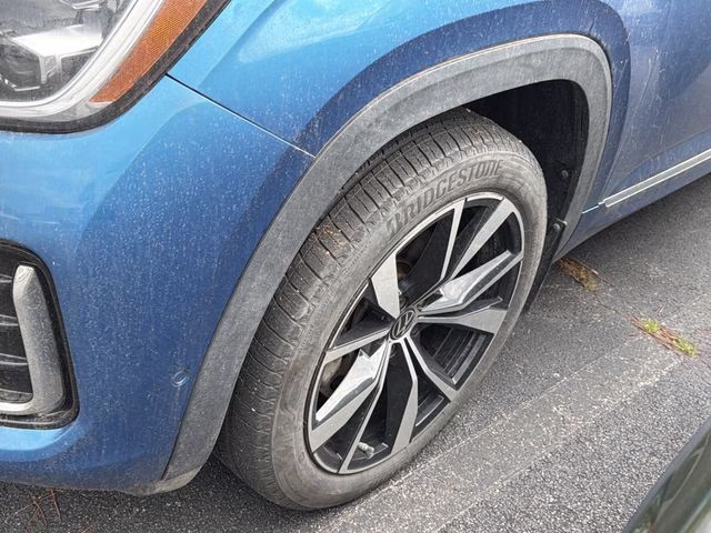 2024 Kingfisher Blue Metallic Volkswagen Atlas Cross Sport 2.0T SEL Premium R-Line AWD SUV