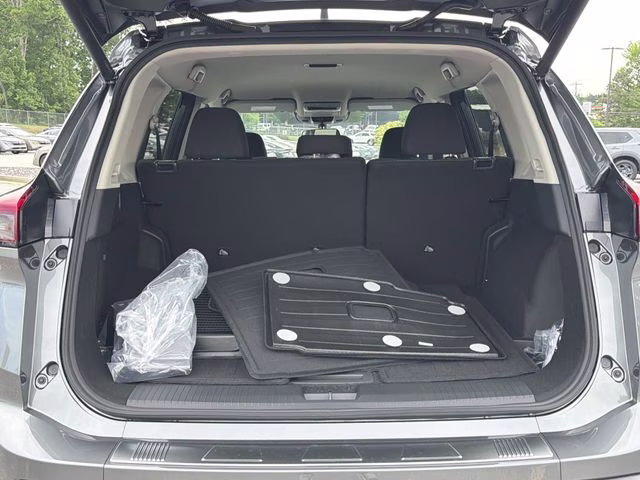 2026 Gun Metallic Nissan Rogue SV FWD SUV