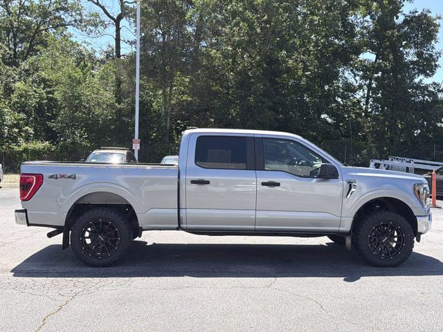 2023 Iconic Silver Metallic Ford F-150 XLT 4X4 Truck