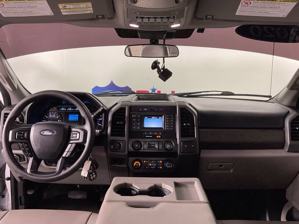 2020 Oxford White Ford Super Duty F-250 SRW XL SERVICE BODY 4X4 Truck
