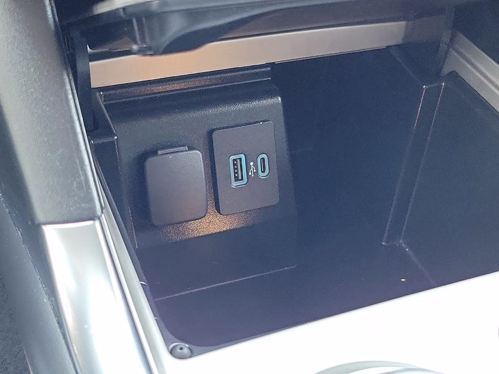 2023 Black Metallic Ford Explorer Limited RWD SUV