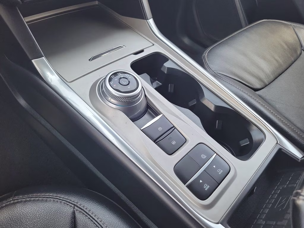 2023 Black Metallic Ford Explorer Limited RWD SUV