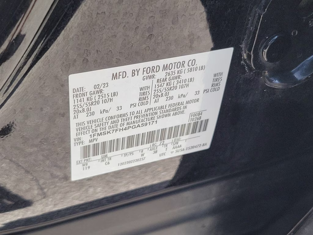 2023 Black Metallic Ford Explorer Limited RWD SUV