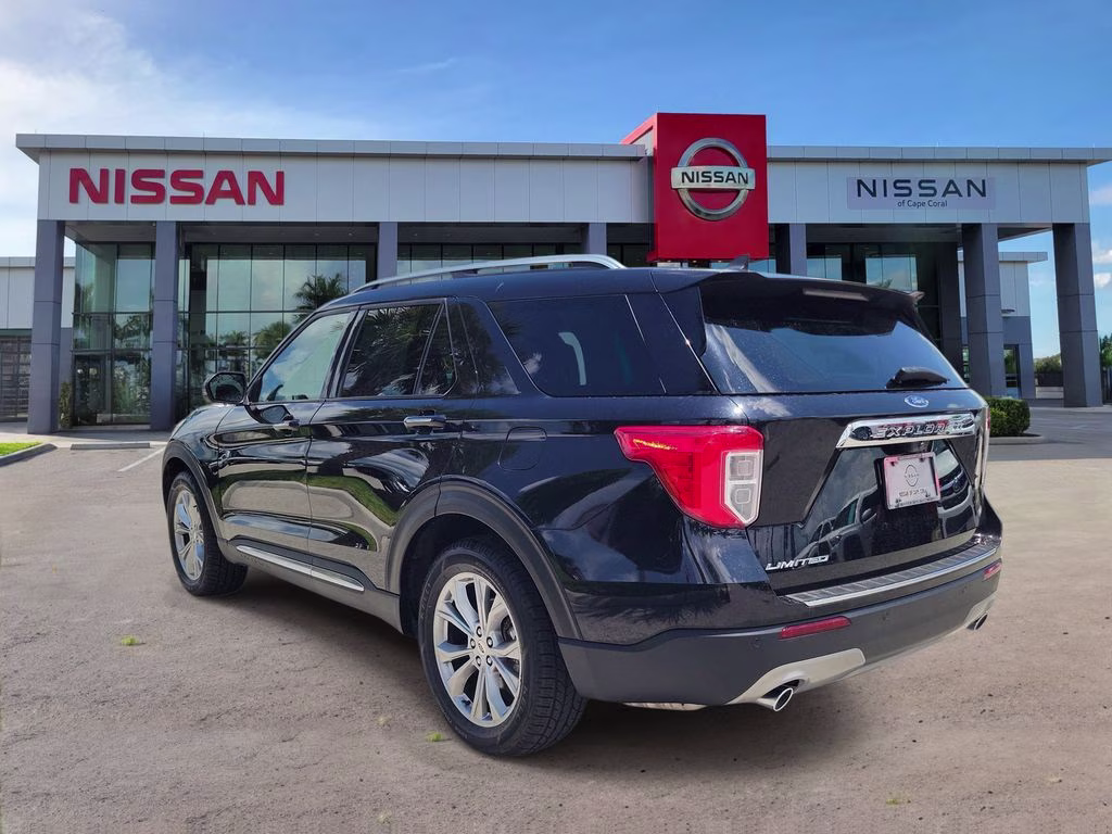 2023 Black Metallic Ford Explorer Limited RWD SUV
