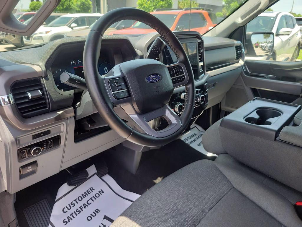 2025 Silver Metallic Ford F-150 XLT RWD Truck